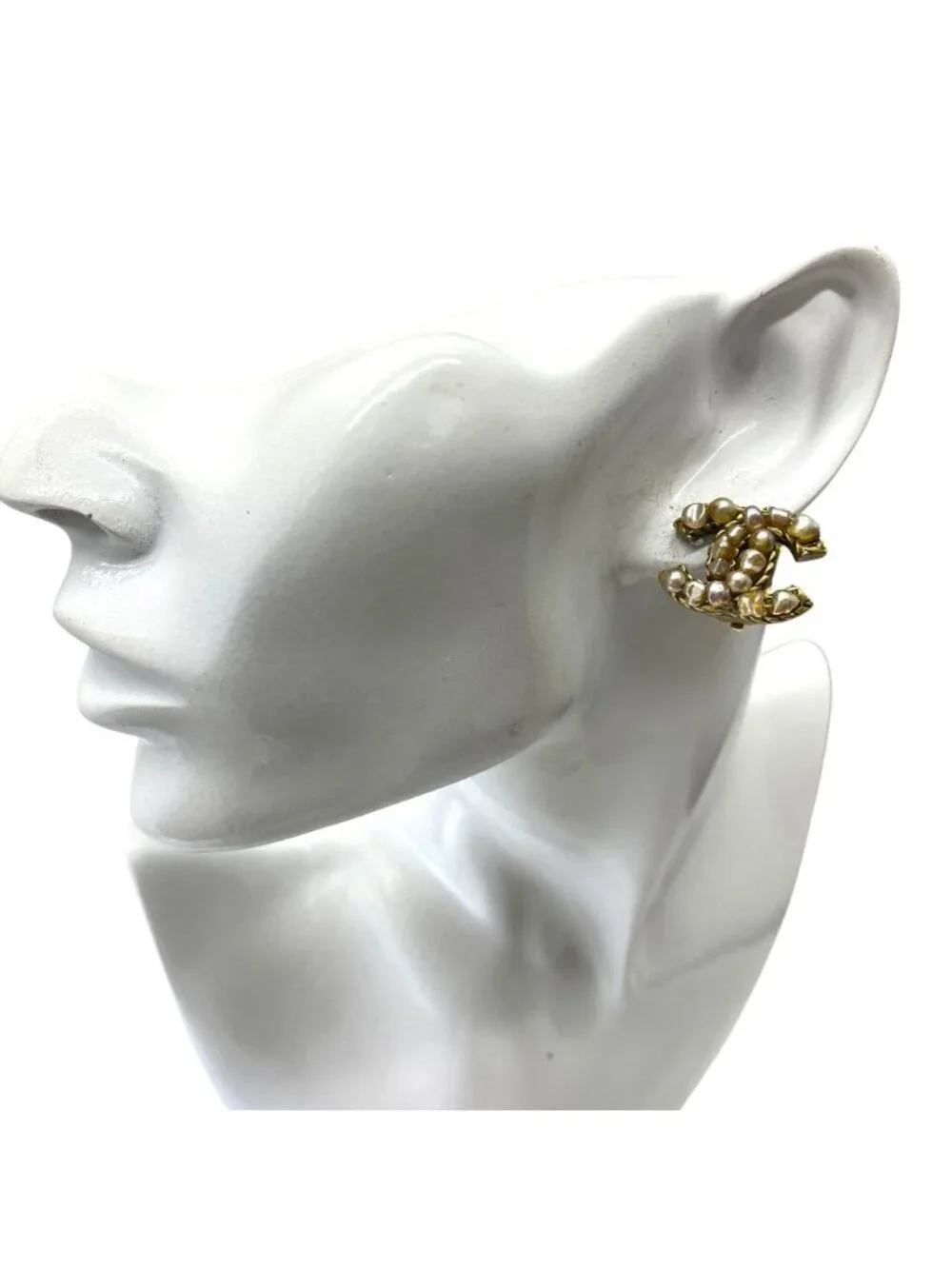 Chanel CC Logo Earrings Vintage Accessory Metal Faux Pearl Gold